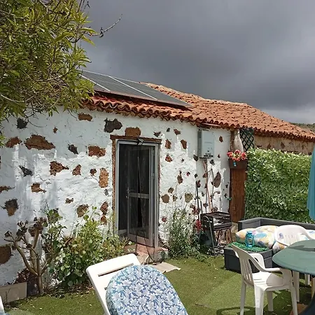 Dağ evi Rural House Breakfast In Front Of Ocean